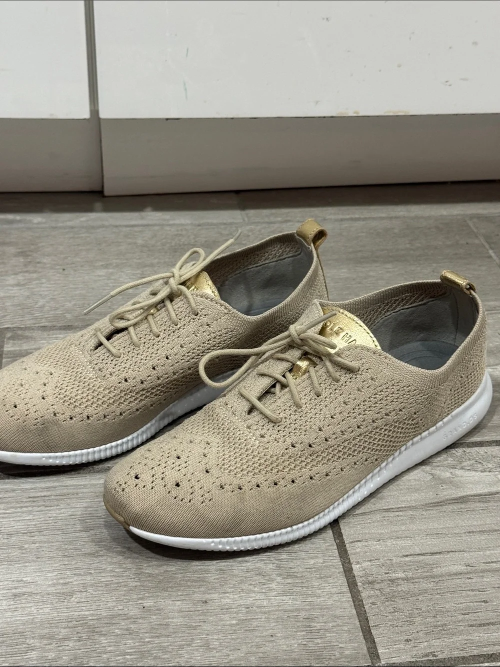 Cole Haan Original grand Stitchlite Knit Brogue Sneakers Women’s 8.5 Beige